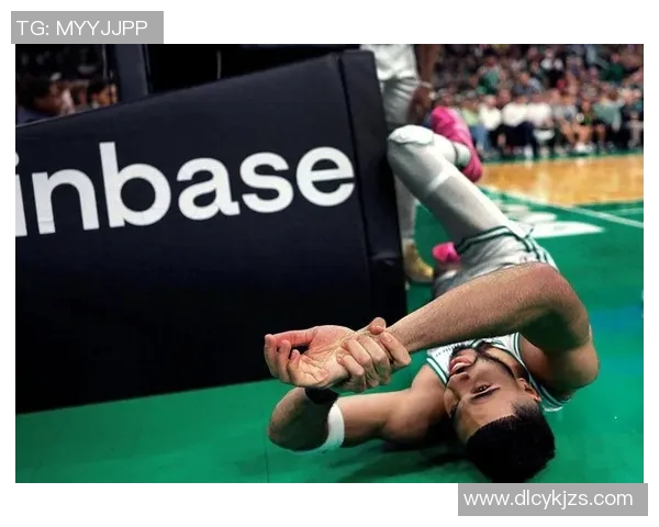 开拓者球员因伤无缘季后赛，赛季结束后计划进行手术治疗